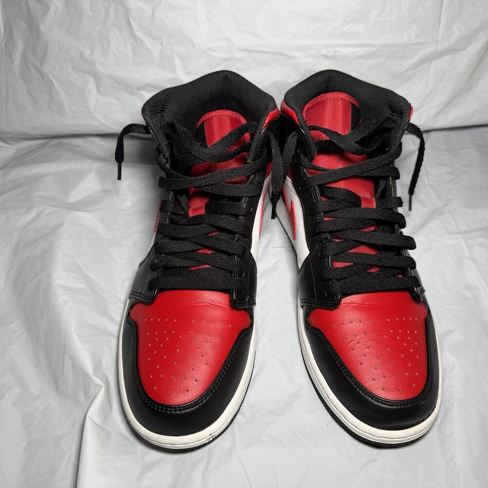 Jordan 1 Mid Bred Toe 554724-079 Men’s 11.5 Classic Black/Red/White - Picture 3 of 8